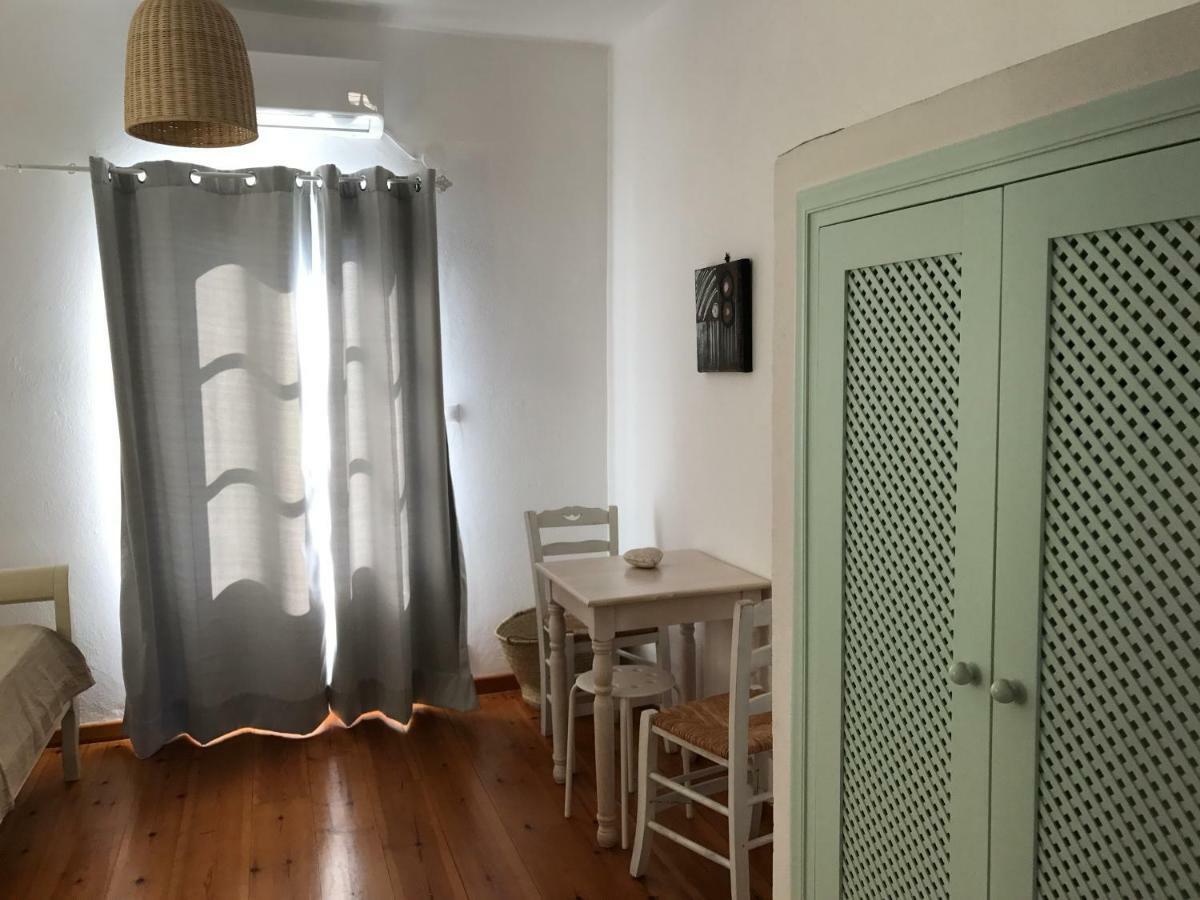 Oklaca Patmos Beach Rooms Skála Buitenkant foto